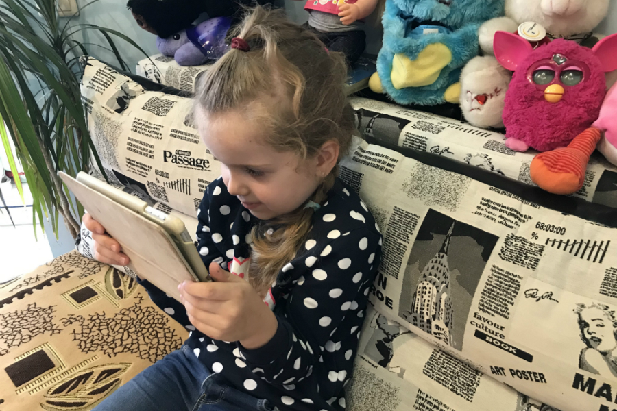 Дети и планшеты: как вернуть ребёнка в реальность?