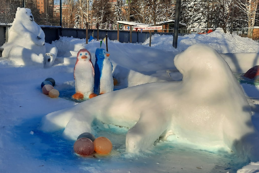 В Одинцово появились ледяные скульптуры