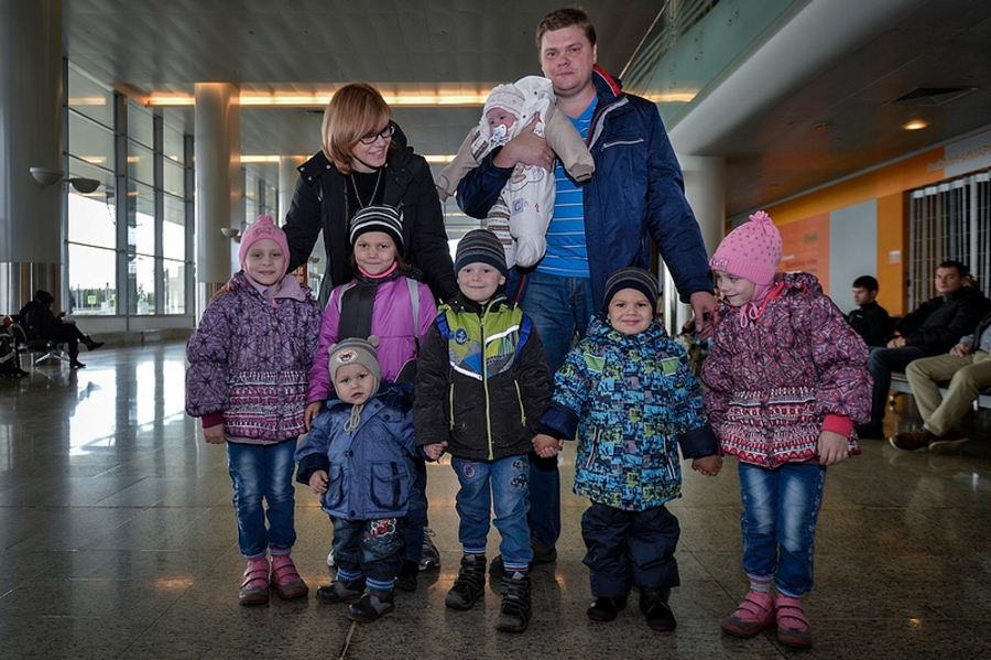 В Подмосковье запустили электронный личный кабинет для опекунов и приемных родителей