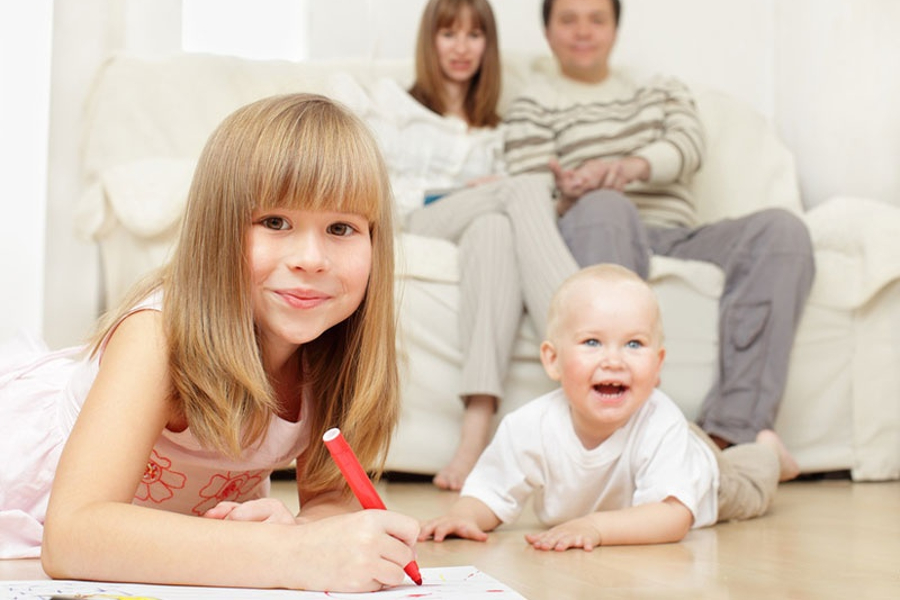 С 1 мая в МФЦ можно оформить новую выплату на детей