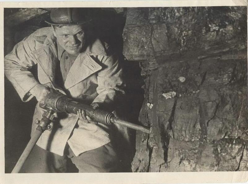 Из юристов в рабочий класс – за собственные деньги