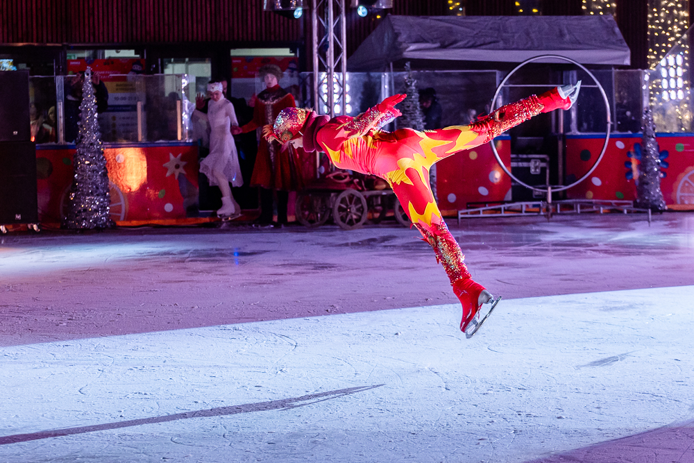 Ледовое шоу «Сказ о Руси» в парке Малевича